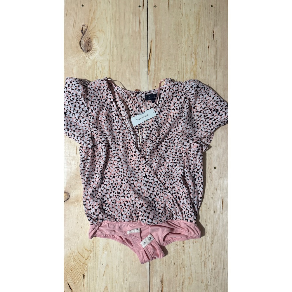 Trixxi Francesca's Pink Leopard Print Surplice Bodysuit Large NWT